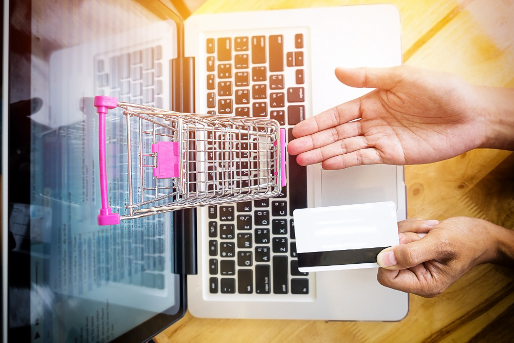 E-commerce dashboard and online store planning workspace